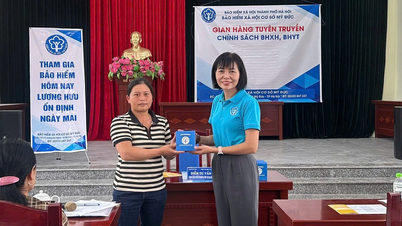 Hanoi, Vietnam Sağlık Sigortası Günü'ne karşılık olarak birçok etkinlik düzenliyor.