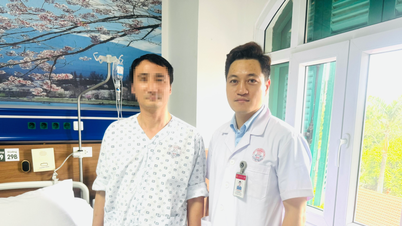 A foreign man came to Vietnam and underwent three surgeries to correct a mistake.