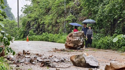 Lang Son: Warga diperingatkan tentang risiko keselamatan lalu lintas akibat hujan lebat, banjir, dan tanah longsor.
