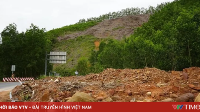 Inúmeros deslizamentos de terra ocorreram na estrada de acesso à rodovia La Son - Hoa Lien.