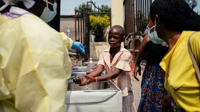 WHO: Die Entwicklung eines Impfstoffs gegen den neuen Ebola-Stamm könnte bis zu neun Monate dauern.