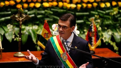Bolívia átalakítja a kabinetjét és létrehoz egy gazdasági és szociális tanácsot.