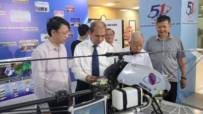 Výstava oslavuje vědecké a technologické úspěchy Vietnamu.