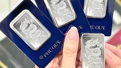 Silverpriserna idag, 20 maj: Phu Quy Silver, Doji, Ancarat, Sacombank-SBJ följer tyst en nedåtgående trend.