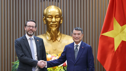 Vietnam ve İngiltere ikili ticaret hacmini 15 milyar dolara çıkarmayı hedefliyor.