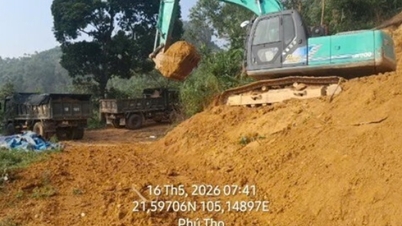 Il Comitato di gestione del progetto energetico 1 fornisce informazioni sull'ubicazione del traliccio 305 della linea di trasmissione a 500 kV Lao Cai - Vinh Yen.