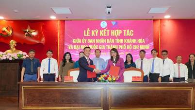 Lidový výbor provincie Khanh Hòa a Vietnamská národní univerzita v Ho Či Minově Městě podepsaly dohodu o spolupráci.