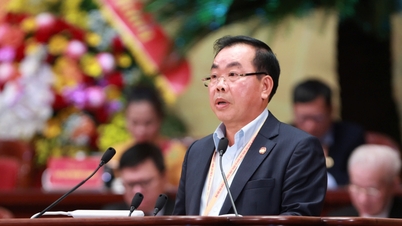 11e Congrès du Front de la Patrie du Vietnam : Les délégués proposent de créer un mouvement pour « intellectualiser les entrepreneurs ».