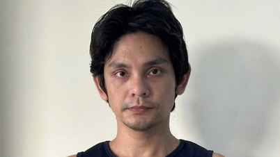 Bekas idola ditangkap.