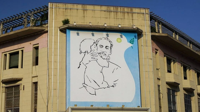 El secreto que se esconde tras el retrato del presidente Ho Chi Minh en la esquina más bonita de Hanói.