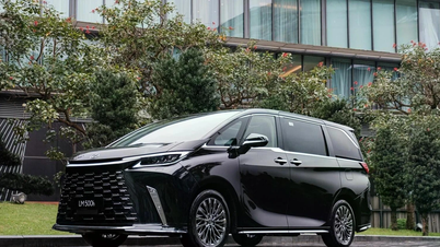 Thêm xe Lexus hybrid được giảm giá tại Việt Nam