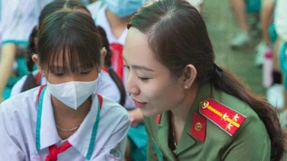 까마우 출신의 여성 경찰관이 1억 뷰를 돌파한 일련의 미디어 콘텐츠로 센세이션을 일으키고 있다.