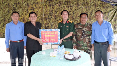 ທ່ານ ອານຢາງ ຢ້ຽມຢາມ ແລະ ກວດກາທີມ K93 ທີ່ກຳລັງປະຕິບັດພາລະກິດຢູ່ກຳປູເຈຍ.