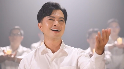 Nam Cuong e Duyen Quynh cantano una canzone per celebrare la Giornata degli Insegnanti, con musiche composte dall'intelligenza artificiale.