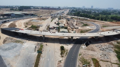 Avancement des travaux de l'échangeur de Binh Chuan, d'un coût de 570 milliards de VND, sur la rocade 3 via Binh Duong.