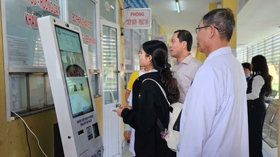 تشجع شركة Hue على تطبيق الذكاء الاصطناعي في مجال الرعاية الصحية، مما يعزز عقلية العمل الرقمي.