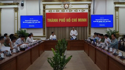Thí sinh Thành phố Hồ Chí Minh tham gia Kỳ thi tốt nghiệp trung học phổ thông lớn nhất nước