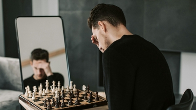 Does thinking too long lead to making the wrong decision?