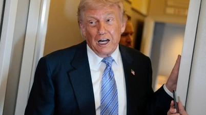 លោក Trump ពន្យារពេលការវាយប្រហារ «ទ្រង់ទ្រាយធំ» លើអ៊ីរ៉ង់រយៈពេល ២-៣ ថ្ងៃ។