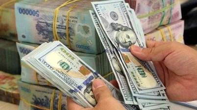 Nilai tukar USD/VND berada pada level tertinggi dalam hampir tiga bulan.