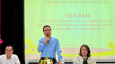 Menggalakkan peranan perintis seniman dan penulis di ibu kota.