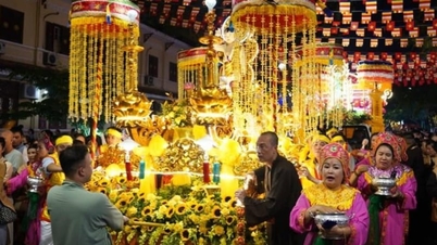 Längs vilka rutter i Hanoi kommer Buddhas reliker att bäras i procession under Buddhas födelsedagsfirande år 2026?