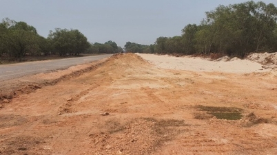 La province de Quang Tri approuve la zone pour la fourniture de matériaux de construction pour le projet de route nationale 15D.