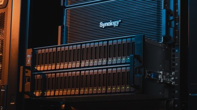Synology wprowadza na rynek rozwiązanie PAS7700 przeznaczone do środowisk o dużej intensywności przetwarzania danych.