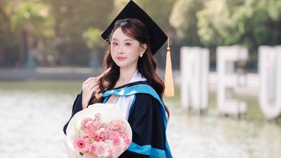Cantik dan berbakat, pelajar wanita ini telah menamatkan pengajian lebih awal daripada jadual dengan GPA yang sempurna.