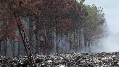 Lam Dong: Tapak pelupusan sampah berhenti beroperasi tetapi masih berasap.