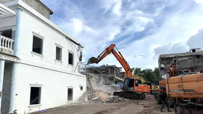 Власти силой снесли незаконно построенные виллы и дома, вернув себе более 23 500 м² земли на острове Фукуок.