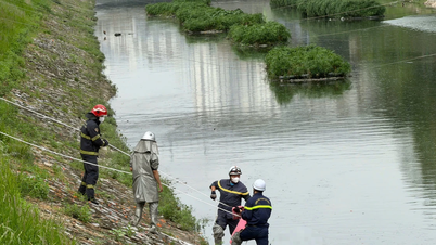 To Lich Nehri üzerinde erkek cesedi bulundu.