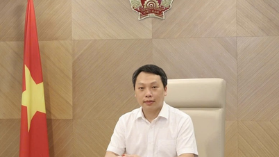 Jmenování soudruha Nguyen Huy Dunga náměstkem ministra kultury, sportu a cestovního ruchu.