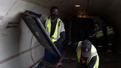 Mangel på medisiner hindrer arbeidet med å kontrollere ebolautbruddet i Kongo.