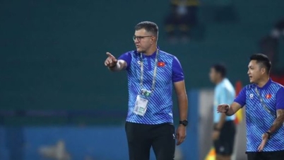 Trenér Cristiano Roland chce, aby Vietnam U17 dotáhl na mistrovství světa v roce 2026 daleko.
