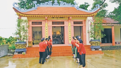 Kebiasaan menyembah Dewa Pertanian di kalangan masyarakat San Diu.