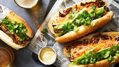 Banh mi Vietnam terus diberi penghormatan oleh CNN sebagai salah satu sandwic terbaik di dunia.