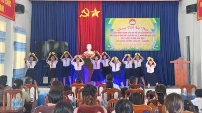 Výbor Vietnamské vlasti obce Bac Khanh Vinh uspořádal kulturní program s názvem „Velká jednota – víra a aspirace“.