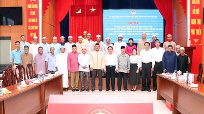 ປະຊາຄົມຊາວມຸດສະລິມຢູ່ນະຄອນໂຮ່ຈິມິນສົ່ງເສີມນ້ຳໃຈສາມັກຄີ ແລະ ດຳລົງຊີວິດຢ່າງມີຄຸນນະທຳ ແລະ ມີສິນທຳ.