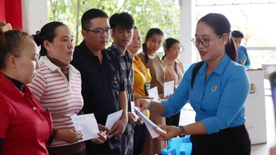Serikat Buruh Provinsi menyelenggarakan program "Terima Kasih kepada Para Pekerja" di lingkungan Khanh Hau.