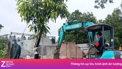 Hanoi utför tvångsrivning av dussintals olagliga byggnader.