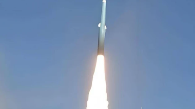 China lansează primul său avion de vânătoare YJ-20, care distruge portavioanele, „superior avionului rusesc Zircon”.