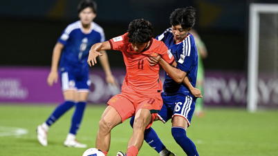 U-17日本代表は、中国との劇的な試合に勝利し、アジア選手権で5度目の優勝を果たした。