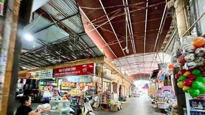 De gemeente Soc Son is bereid de regels te handhaven tegen bedrijven die zich niet aan de voorschriften houden op de Phu Lo-markt.