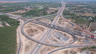 Mulai besok, 24 Mei, persimpangan Long Thanh yang terhubung ke jalan tol Bien Hoa-Vung Tau akan dibuka.