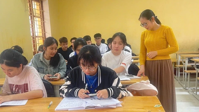 الاستعداد للامتحانات: استراتيجيات لتحسين درجاتك في المواد الإجبارية.