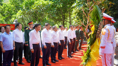 Thủ tướng Chính phủ Lê Minh Hưng dâng hương tại Di tích Quốc gia đặc biệt Hang Tám Cô-Đường 20 Quyết Thắng