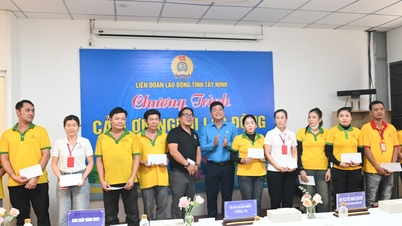 'Cảm ơn người lao động' tại Công ty Cổ phần Xây dựng Kiến trúc AA Tây Ninh