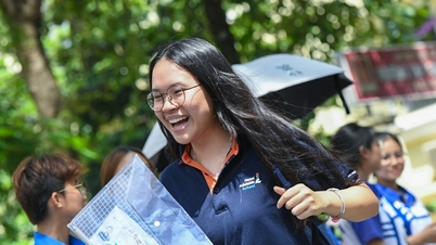 Đề Toán vòng 1 thi lớp 10 Trường THPT Chuyên Khoa học Tự nhiên Hà Nội năm 2026