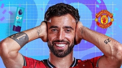 Bruno Fernandes z Manchesteru United získal ocenění Hráč roku Premier League.